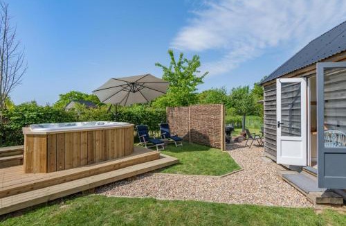 Abbess Roding House | 3 Bed in Biddenden oc-cb667