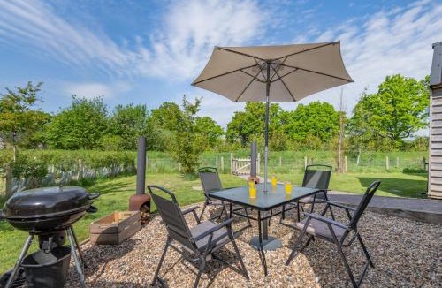 Abbess Roding House | 3 Bed in Biddenden oc-cb667