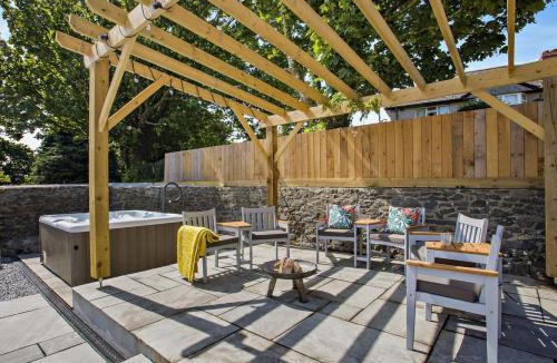 Hartland House | 3 Bed in Bideford oc-91183