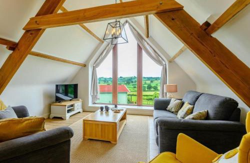 Llanfihangel Tal-y-llyn House | 3 Bed in Brecon oc-88249