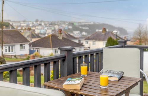 Brixham House | 3 Bed in Brixham BX002