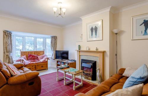 Brixham House | 3 Bed in Brixham BX002