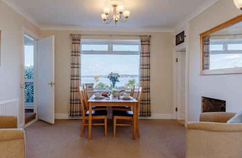 Brixham House | 3 Bed in Brixham BX007