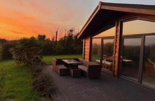 Bude Cabin | 3 Bed in Bude oc-s34845