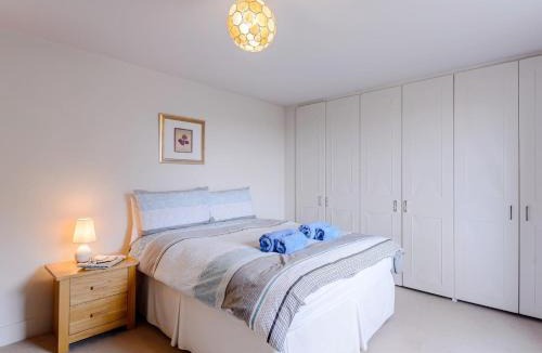 Burnham Deepdale House | 3 Bed in Burnham Deepdale KT045