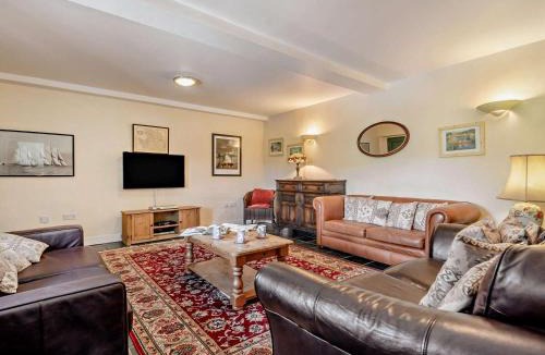 Longnor House | 3 Bed in Buxton oc-pk663