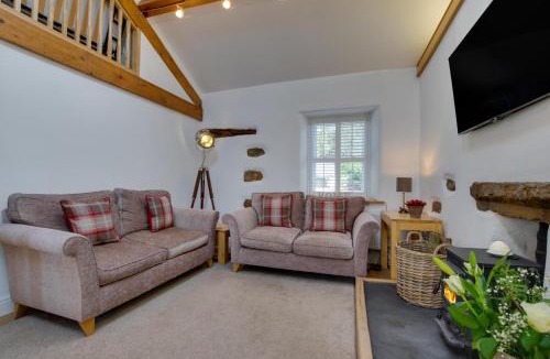 Cark House | 3 Bed in Cark In Cartmel oc-gl090