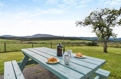 Aberlour House | 3 bed in Carron CA227