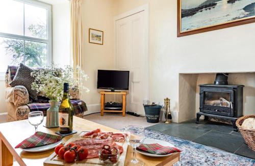 Aberlour House | 3 bed in Carron CA227