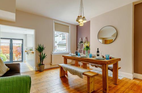 Chapel en le Frith House | 3 Bed in Chapel-En-Le-Frith 88180