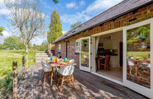 Ledsham House | 3 Bed in Chester 82909