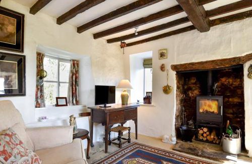 Clyro House | 3 Bed in Clyro BN027