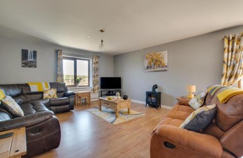 Coelbren House | 3 Bed in Coelbren oc-way238