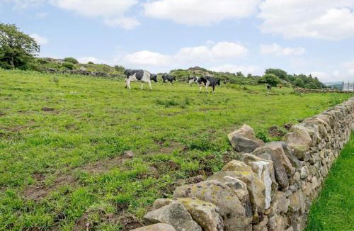 Crich House | 3 Bed in Crich 78717