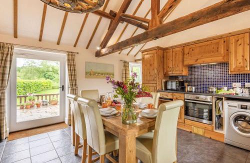 Wareham House | 3 Bed in Culeaze DC129