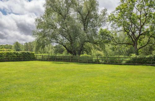 Wareham House | 3 Bed in Culeaze DC129