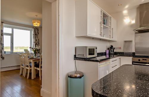 St Brides House | 3 Bed in Dale 51723