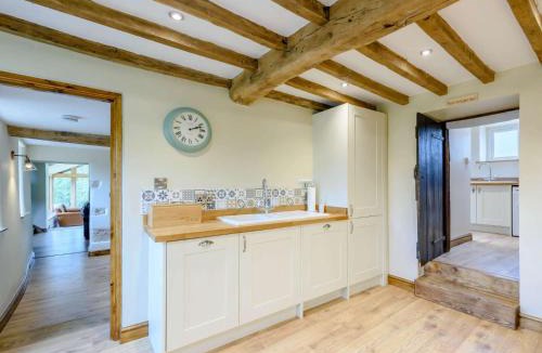 Bwlchgwyn House | 3 Bed in Gwynfryn 83938