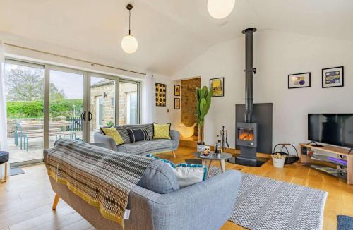 Lofthouse House | 3 Bed in Healey G0149