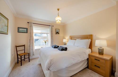 Hingham House | 3 Bed in Hingham oc-m29945