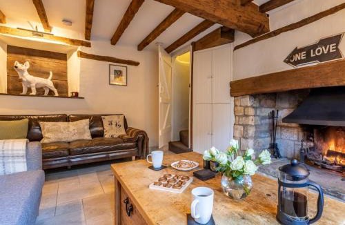 Longborough House | 3 Bed in Lower Swell 49965