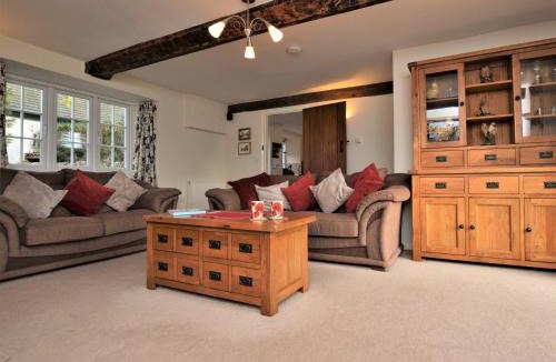 Winsham House | 3 Bed in Lyme Regis BARRA