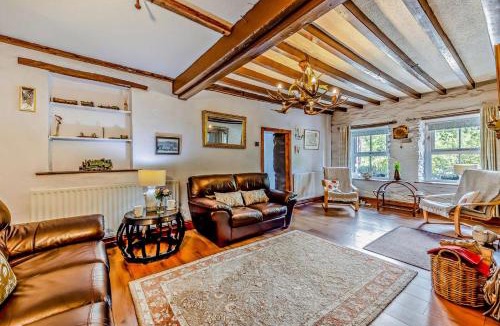 Machynlleth Apartment | 3 Bed in Machynlleth oc-bow43