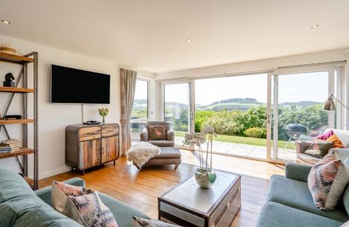 Cupar House | 3 Bed in Newburgh oc-h32592