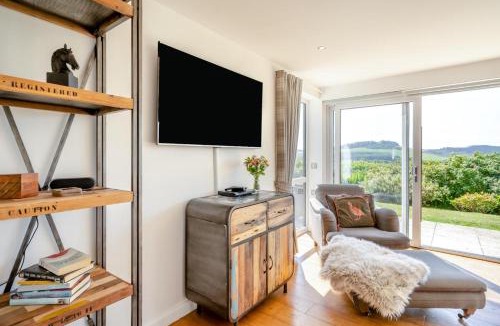 Cupar House | 3 Bed in Newburgh oc-h32592