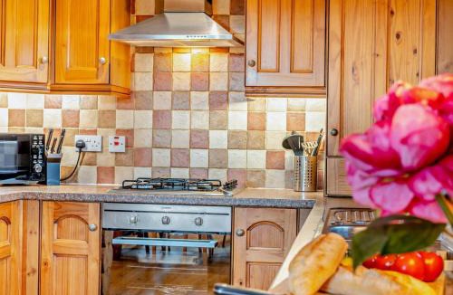 Walston House | 3 Bed in Peebles LK15M