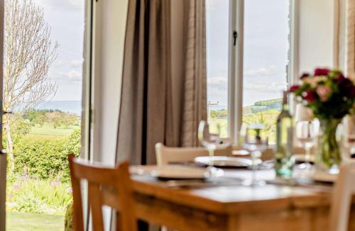 Penrith House | 3 Bed in Pooley Bridge 94982