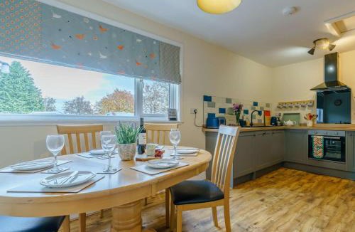 Murthly House | 3 Bed in Rattray 90111