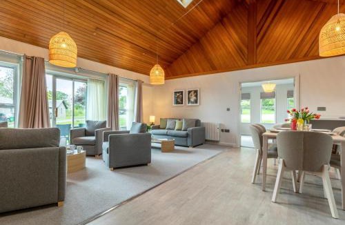 St Mellion House | 3 Bed in Saltash oc-87719