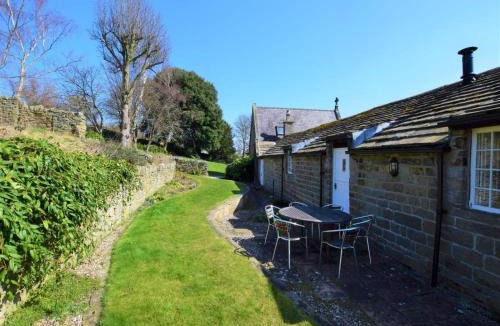 Hollow Meadows House | 3 Bed in Sheffield oc-81249