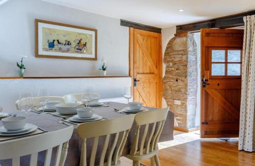 Callington House | 3 Bed in Tamar Valley 78918