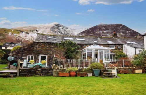 Threlkeld House | 3 Bed in Threlkeld 94346