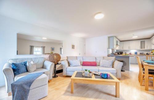 Waren Mill Apartment | 3 Bed in Waren Mill oc-gd1928