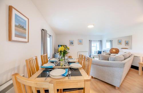 Waren Mill Apartment | 3 Bed in Waren Mill oc-gd1928