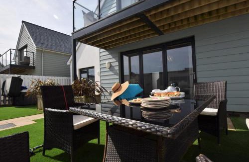 Westleigh House | 3 Bed in Westward Ho 40820