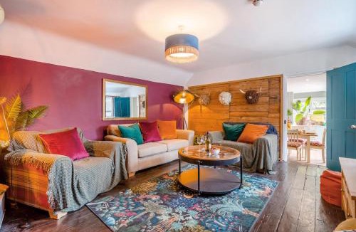 Ozleworth Apartment | 3 Bed in Wotton-under-Edge oc-l33488