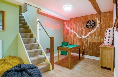 Ozleworth Apartment | 3 Bed in Wotton-under-Edge oc-l33488