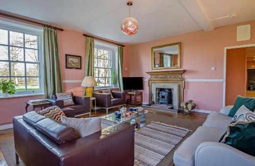 Wymondham Apartment | 3 Bed in Wymondham oc-t30596