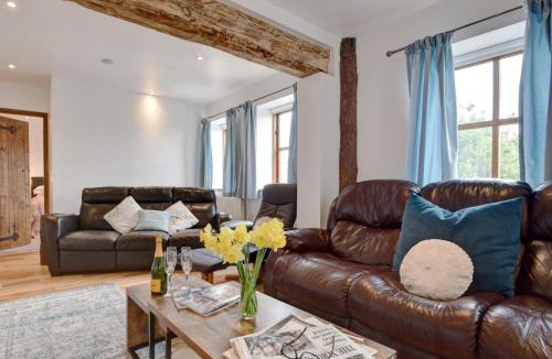 Pocklington House | 3 Bed in York 37254