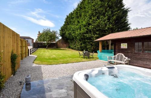 Alne House | 3 Bed in York oc-87290