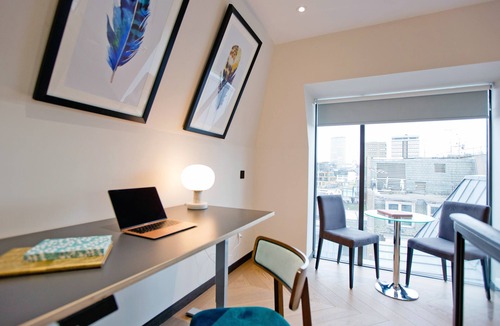 Soho Apartment | 3-bed Penthouse
