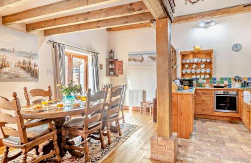 Deepdale House | 3 bed property in Tatterset 75673