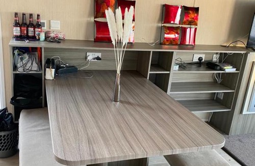 New Quay Resort | 3 bed sea view caravan