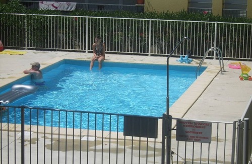 Aigues-Mortes Medieval City Apartment | 3 BED SECURE APARTMENT OVERLOOKING CANAL AND 5 MINUTE WALK TO MEDIEVAL CASTLE