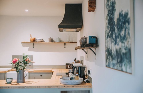 Couze-et-Saint-Front House | 3 Bed - Sleeps 6 - Pool - Parking - Pet Friendly