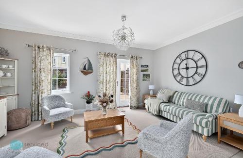 Devonport Apartment | 3 Bed - The Boundary by Smart Welcomes